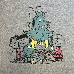 Lauren Conrad Penauts Christmas graphic t-shirt size PXXL women